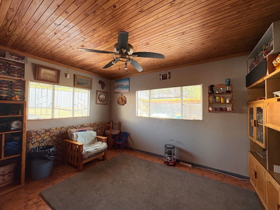 3 Bedroom Property for Sale in Langenhovenpark Free State